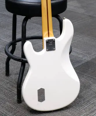1987 ERNIEBALL MM SABRE 4 - WHITE 2